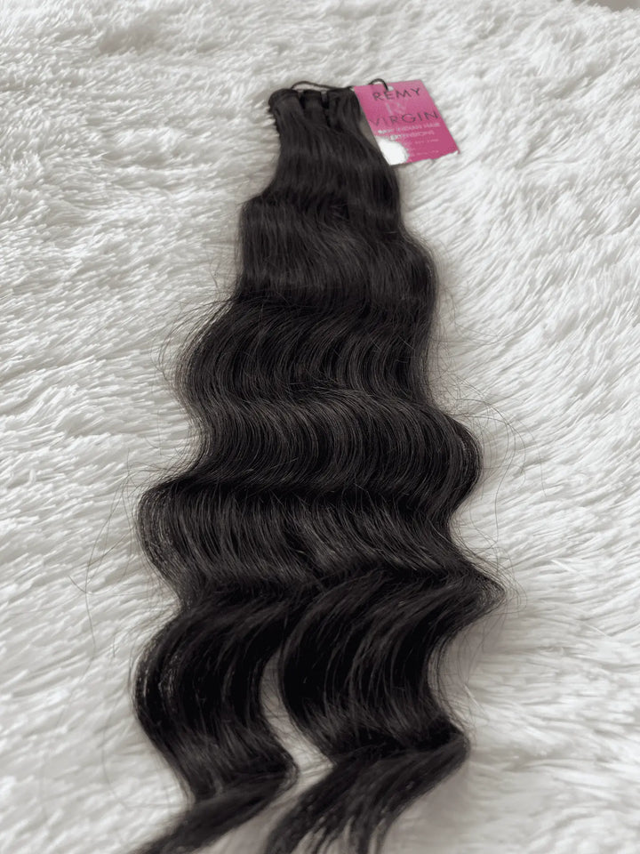 Cabello ondulado indio crudo