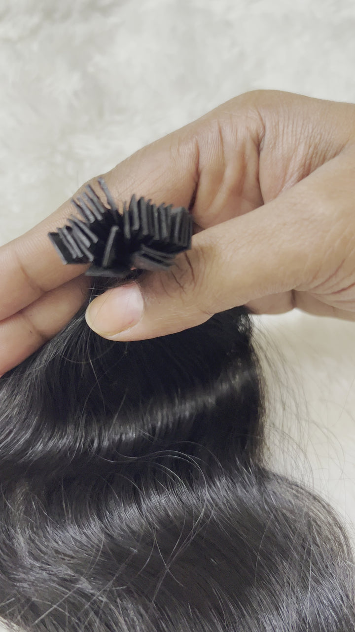 Pelo de punta plana de queratina ondulada india cruda